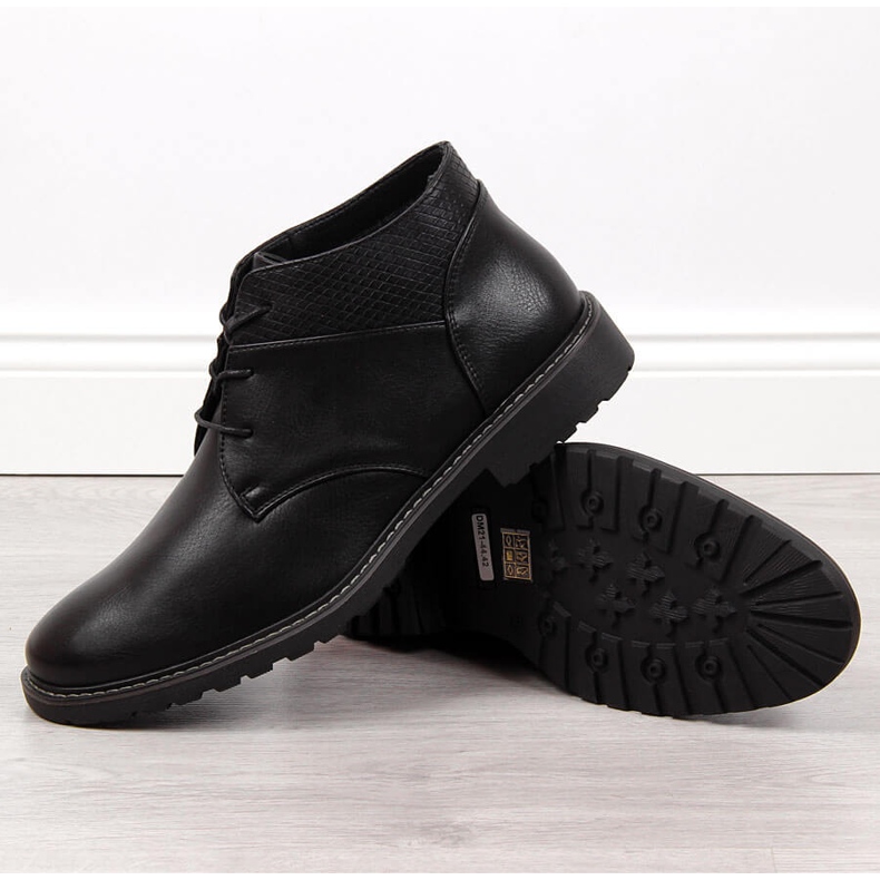 Pánské ležérní zateplené černé boty Nowacki černá 2