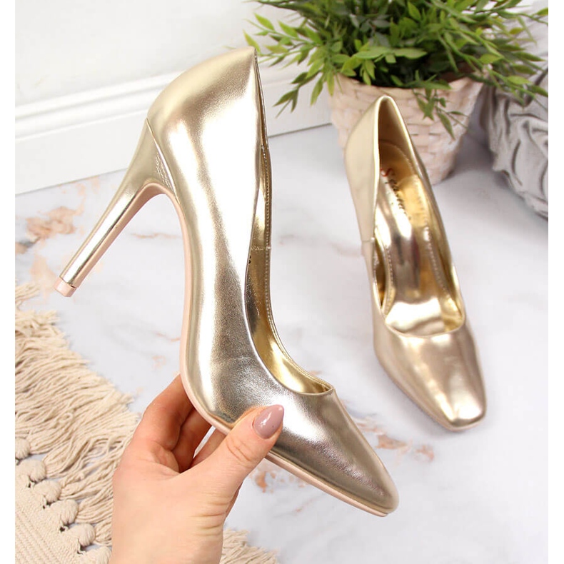 Lodičky na zlatém podpatku Seastar zlatý 2 Lodičky na zlatém podpatku Seastar zlatý 2