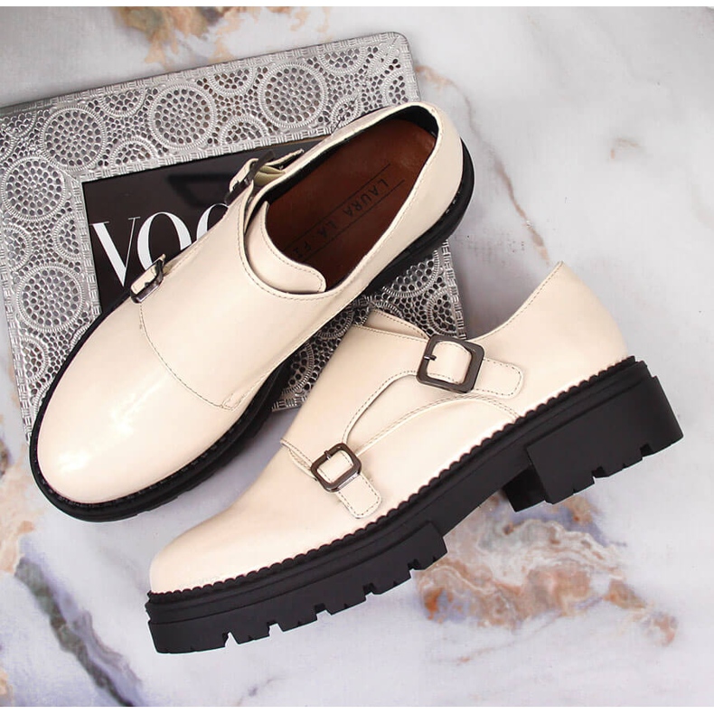 Boty na platformě lakované béžové Laura La.Fi béžový 1