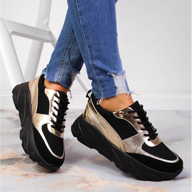 Dámská sportovní obuv na platformě Potocki černá zlatý 1