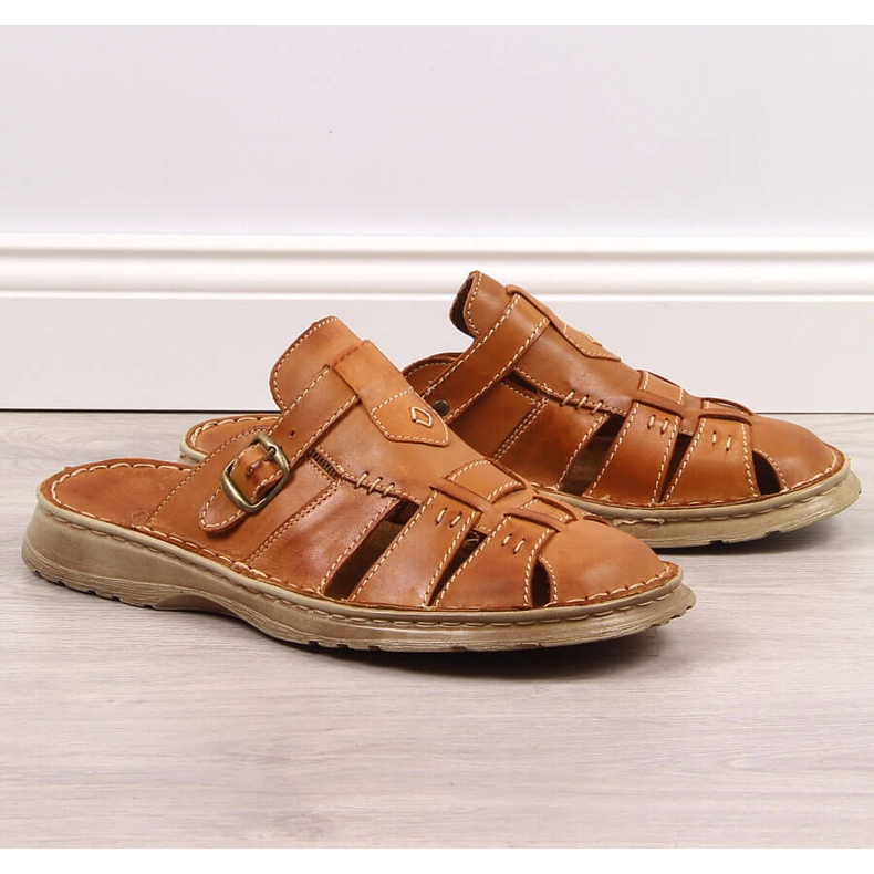 Pohodlné hnědé kožené pánské pantofle Łukbut 962 hnědý 1