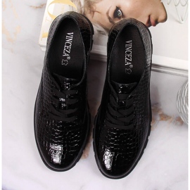 Dámské lakované kozačky Vinceza 2