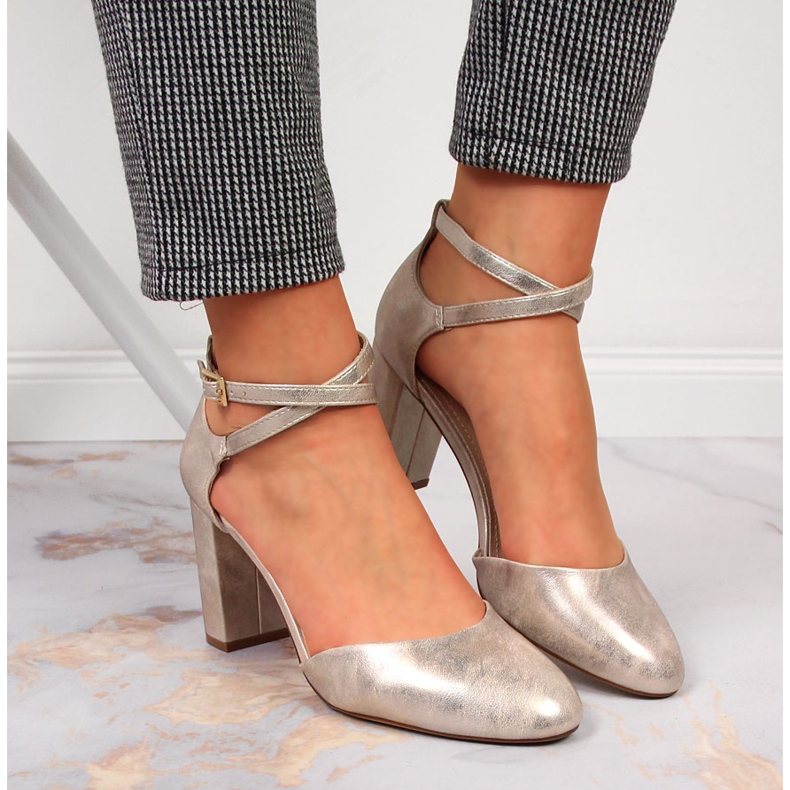 Dámské sandály na zlatém sloupku značky Sergio Leone zlatý 1 Dámské sandály na zlatém sloupku značky Sergio Leone zlatý 1