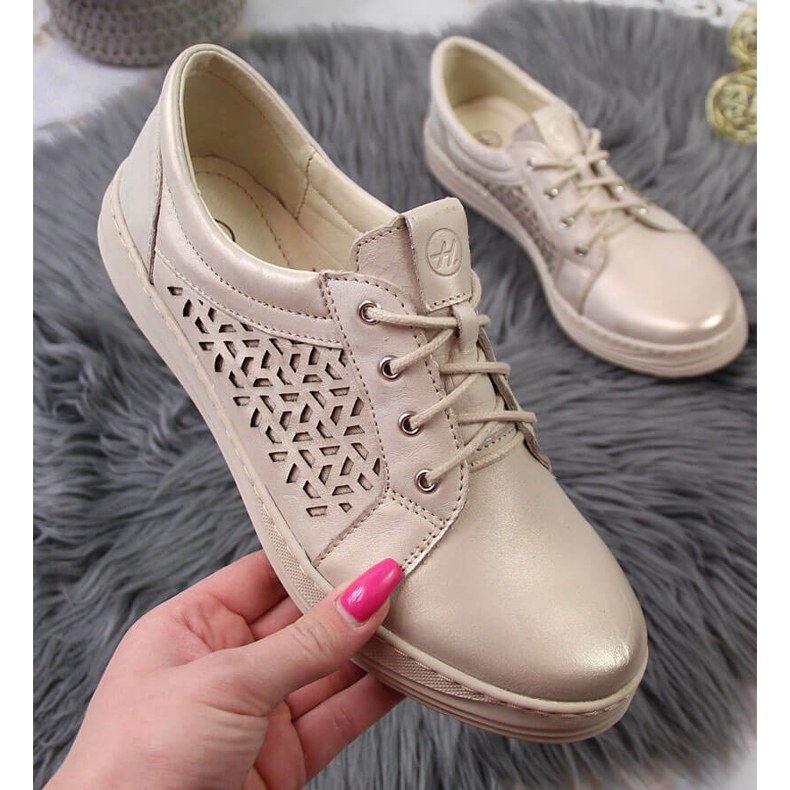 Pohodlné kožené dámské boty, zlatý Helios 375 1