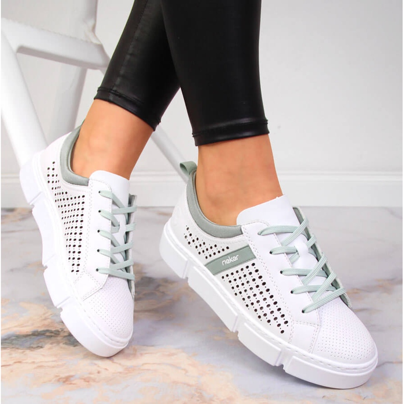 Dámské bílé prolamované kožené boty Rieker N5950-80 bílý 1