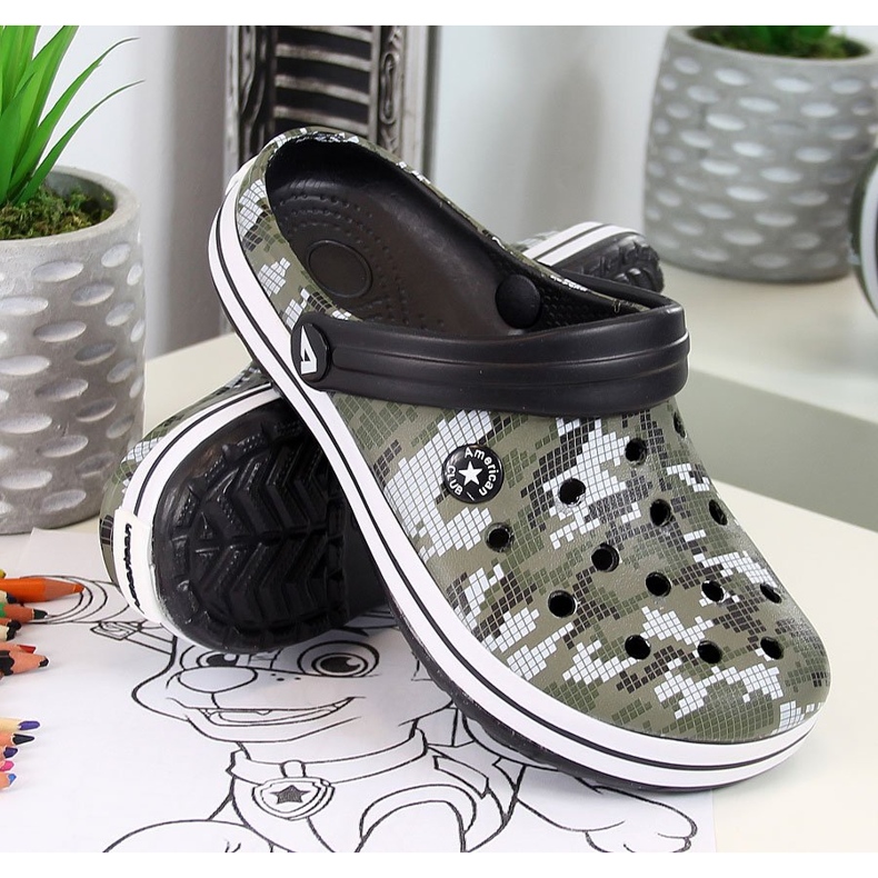 American Club khaki pěnové pantofle pro kluky 1