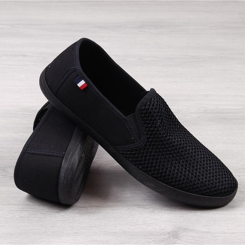 Černé pánské prolamované tenisky Atletico černá 1