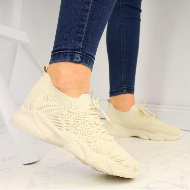 Béžové dámské ponožky sportovní boty Filippo béžový 2