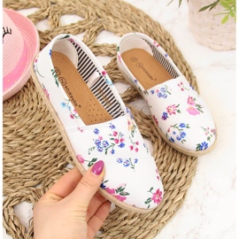 Dívčí espadrilky s bílými květy McKeylor's 1