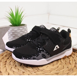 Černá dětská sportovní obuv American Club na suchý zip 2