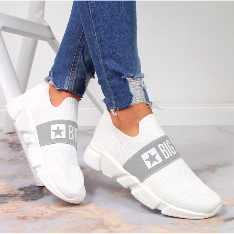 Nazouvejte bílé sportovní boty Big Star JJ274297 bílý 1