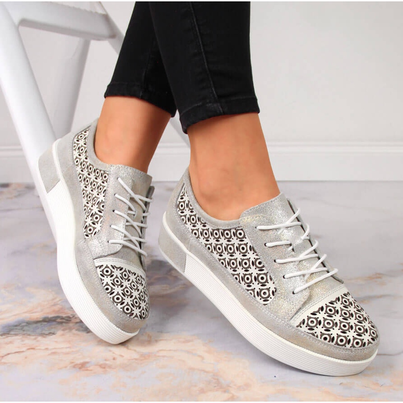 Dámské zlaté prolamované kožené boty Filippo 1