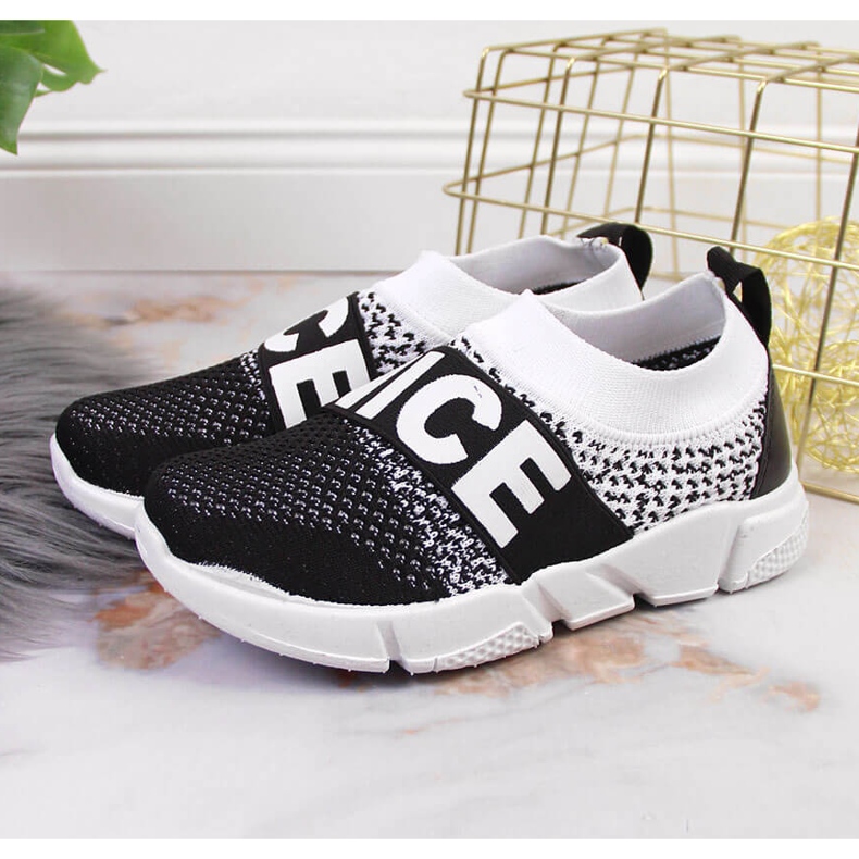 Dětské nazouvací sportovní boty McKeylor černá bílá 2