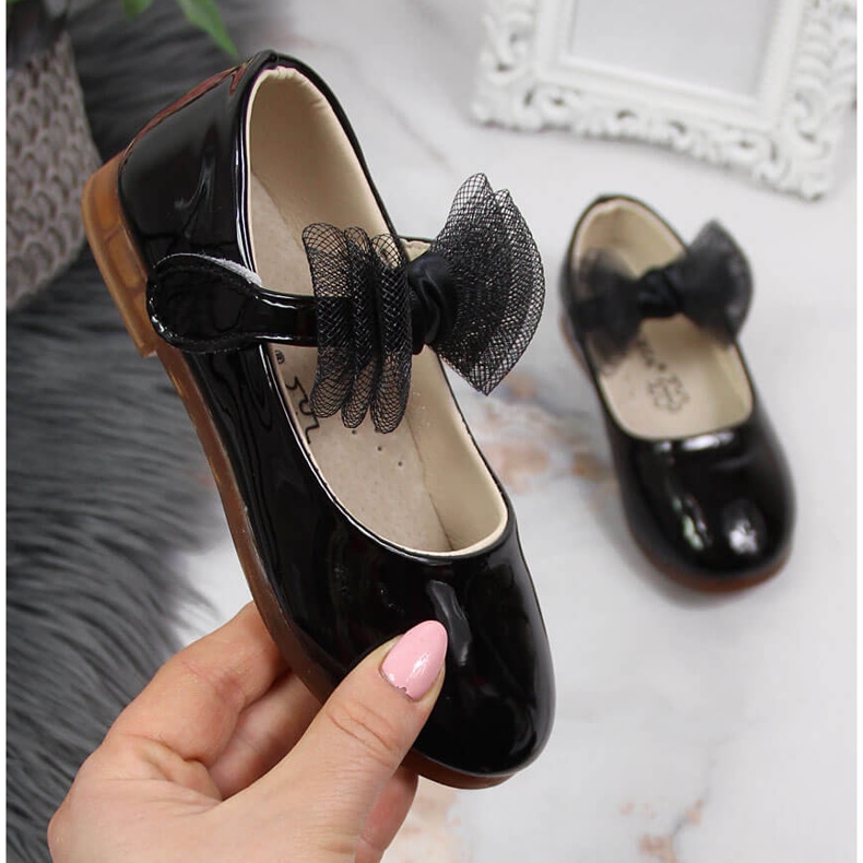 Dívčí baleríny se suchým zipem a mašlí, černá Vinceza 1