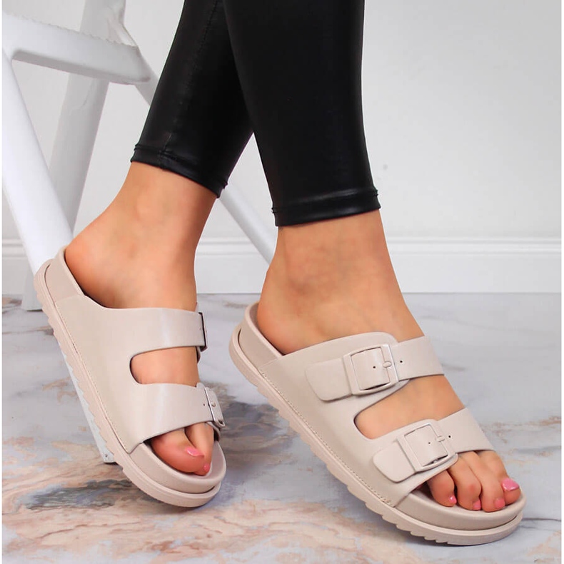 S.Barski Dámské gumové pantofle s přezkami béžové S. Barski béžový 1