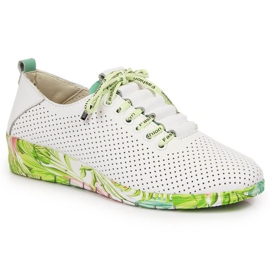 Dámské bílé kožené prolamované boty s klínkem Artiker 1