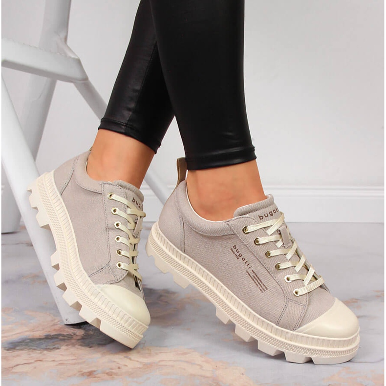 Dámské tenisky na béžové platformě Bugatti JJ253026 béžový 1 Dámské tenisky na béžové platformě Bugatti JJ253026 béžový 1