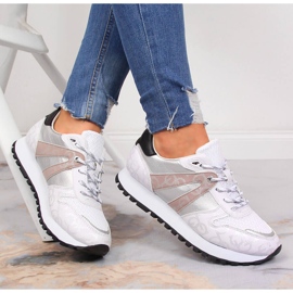 Bílé dámské sportovní boty Bugatti JJ253100 bílý 1 Bílé dámské sportovní boty Bugatti JJ253100 bílý 1