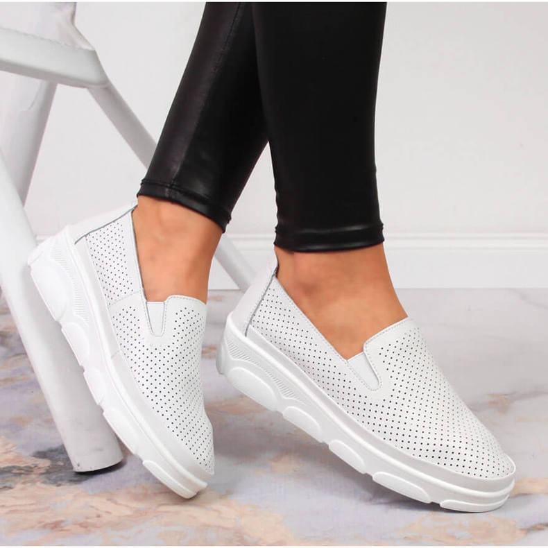 Pohodlné dámské kožené boty, bílá Jezzi bílý 1