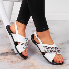 Dámské sandály s bílým řetízkem Vinceza 1
