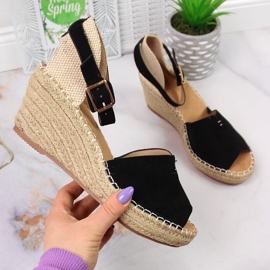 Dámské sandály espadrilky na černých klíncích eVento 1