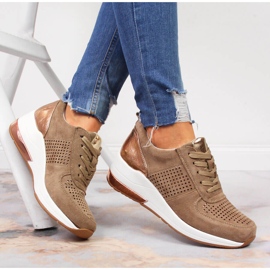 Dámské béžové boty na klínku Jezzi béžový 1