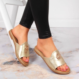 Dámské zlaté pantofle se zdobením Filippo zlatý 1