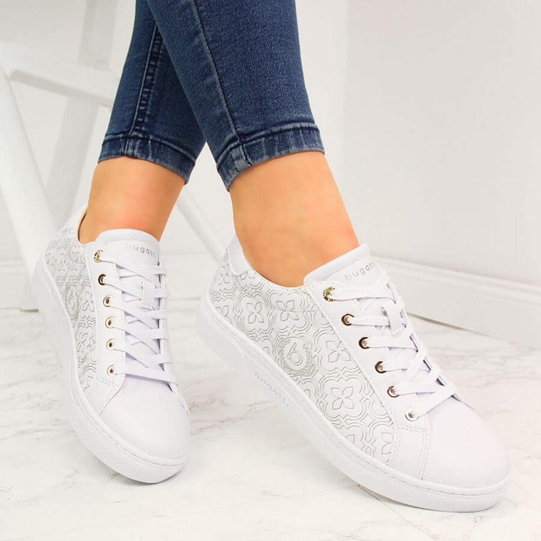 Dámské tenisky bílé Bugatti JJ253157 bílý 1 Dámské tenisky bílé Bugatti JJ253157 bílý 1