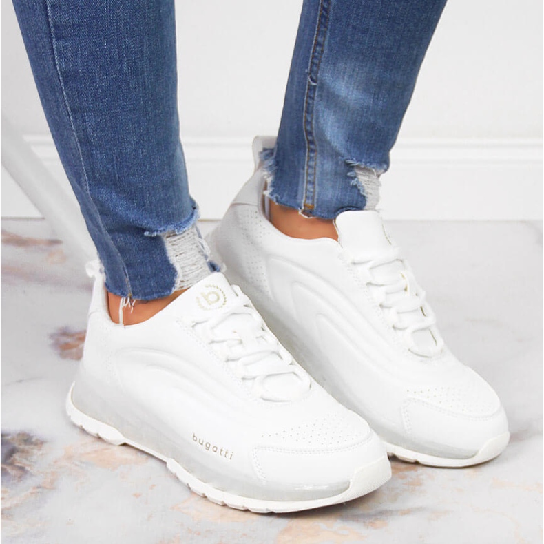 Bílé dámské sportovní boty Bugatti JJ253094 bílý 2
