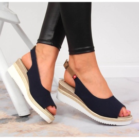 Dámské tmavě modré sandály Big Star JJ276046 námořnická modrá 1