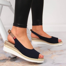 Dámské tmavě modré sandály Big Star JJ276046 námořnická modrá 2