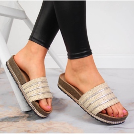 S.Barski Dámské béžové pantofle na platformě značky S. Bararski béžový 1