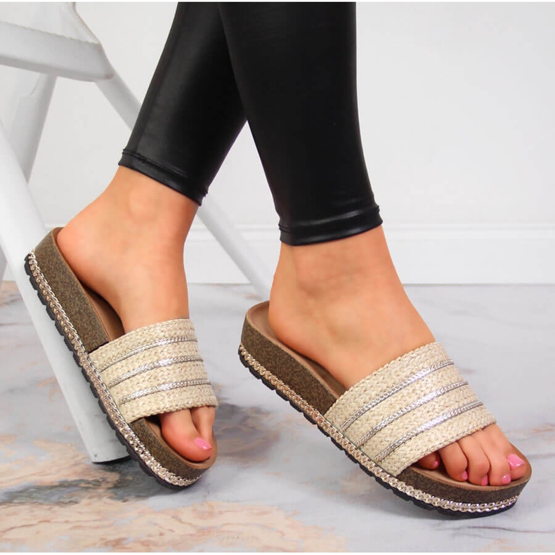 S.Barski Dámské béžové pantofle na platformě značky S. Bararski béžový 1