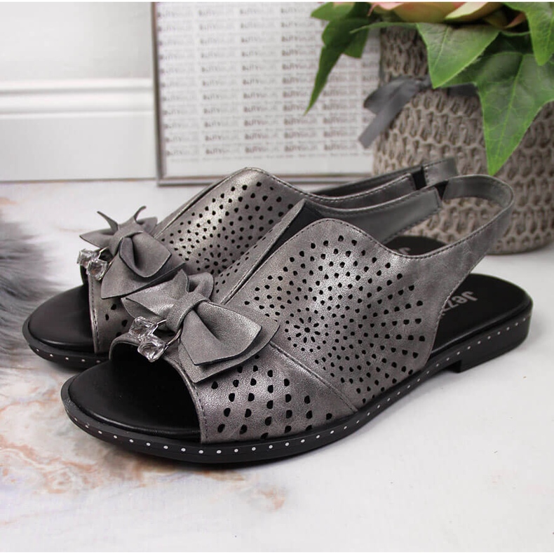 Dámské sandály s grafitovou mašlí Jezzi vícebarevný šedá 2