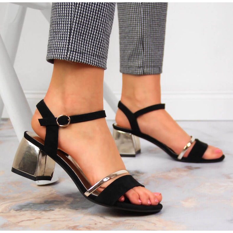 Sergio Leone Černozlaté sandály na sloupku od Sergia Leoneho černá zlatý 2