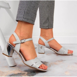 Dámské sandály na stříbrném sloupku značky Sergio Leone stříbrný 2