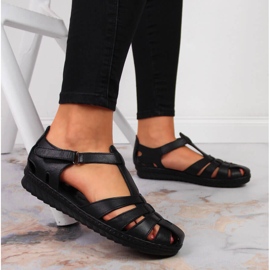 T.Sokolski Černé dámské sandály na suchý zip T. Sokolski černá 2