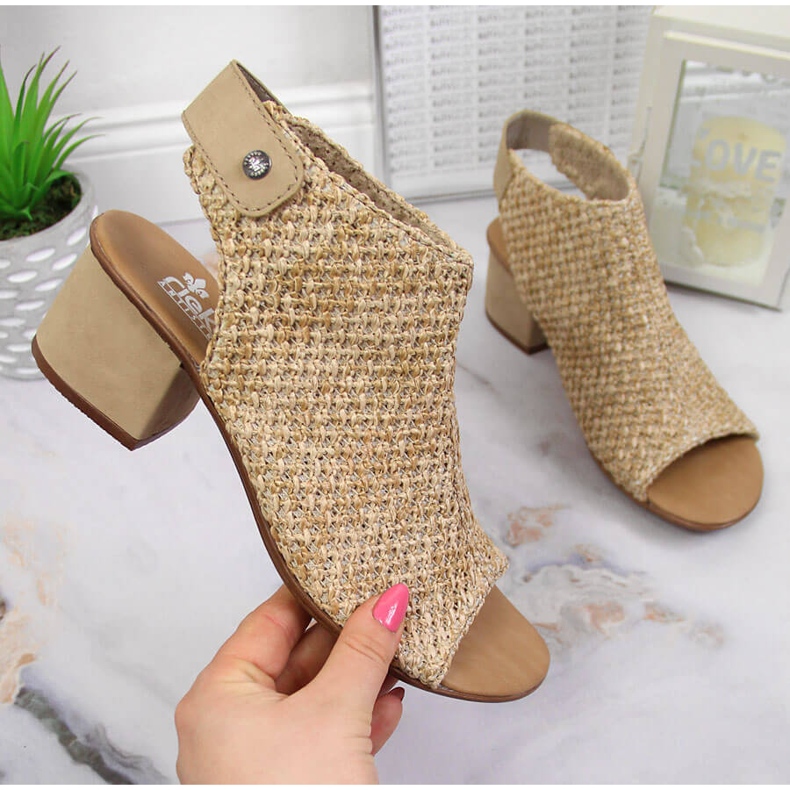 Dámské béžové pletené sandály Rieker 64670-60 béžový 1