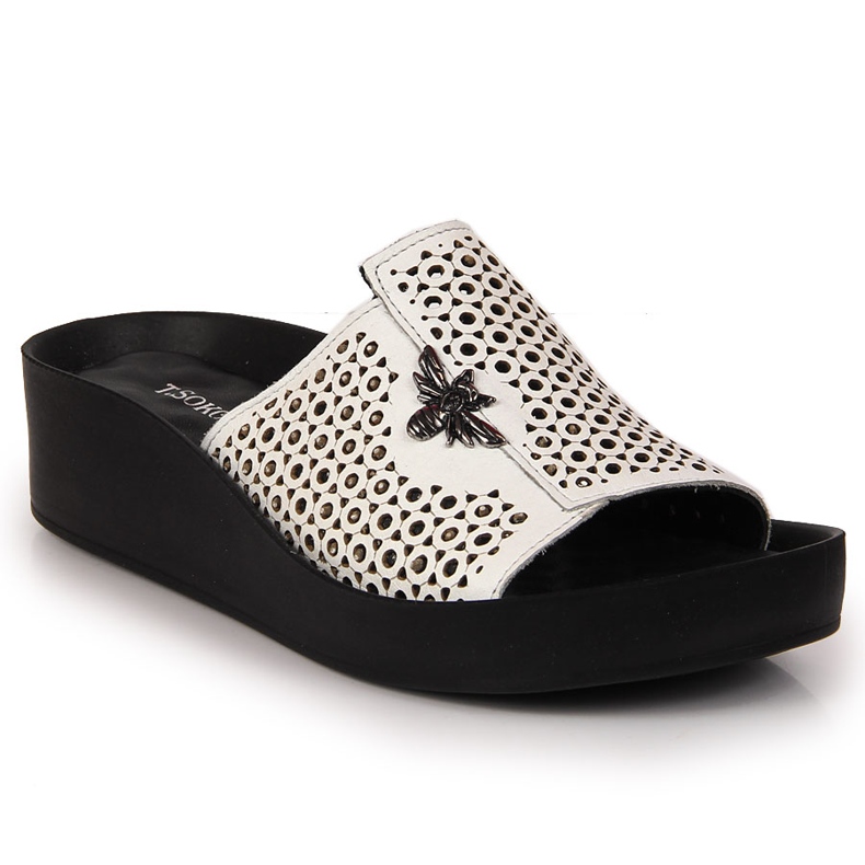 Dámské bílé prolamované kožené pantofle T.Sokolski 2