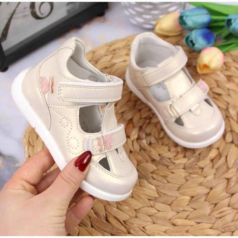 Zlaté dívčí sandály American Club zlatý 1