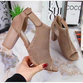 Dámské sandály na suchý zip béžová Sabatina béžový 1