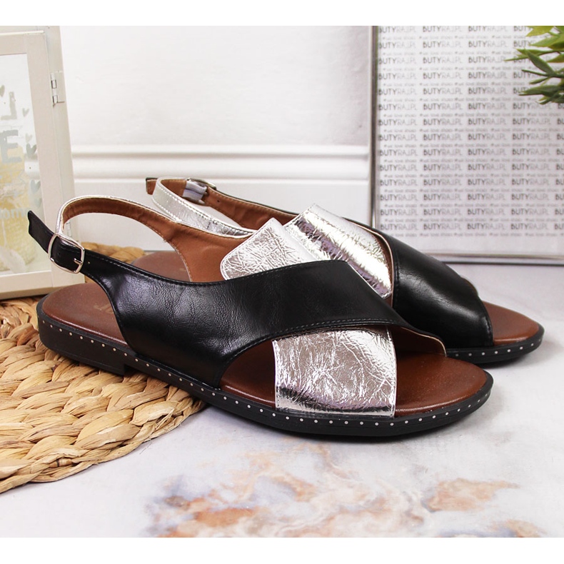 Dámské černo-stříbrné sandály Jezzi černá stříbrný 2