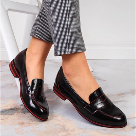 Kožené dámské boty lordsy lakované černé Juma černý 2