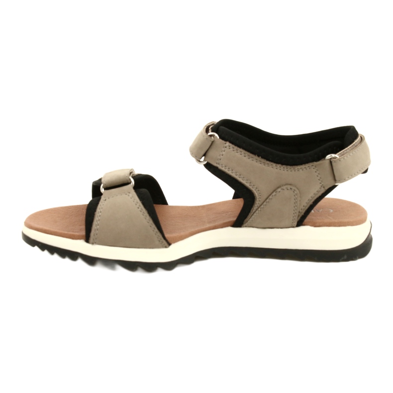 Pohodlné sportovní sandály Caprice 28711-28 334 Taupe Nubuc béžový černý 1
