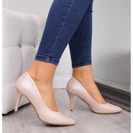 Lodičky na béžové perleťové W Sergio Leone béžový 2