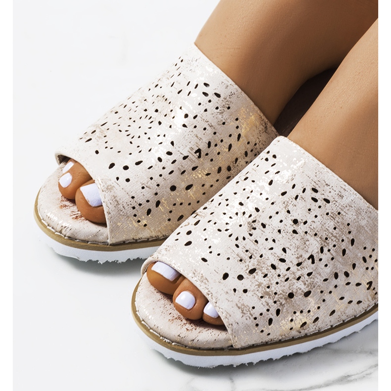 Zlaté sandály na klínku Sheripov zlatý 1