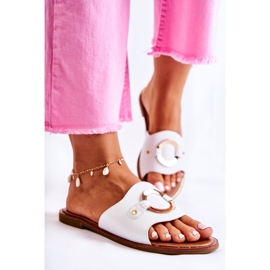 Vinceza Kožené dámské pantofle s bílým ornamentem Marinell 2