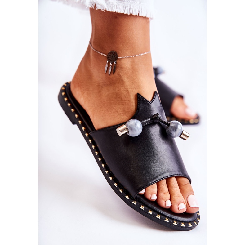 Vinceza Dámské klasické pantofle s poutkem Černá Cassia 2