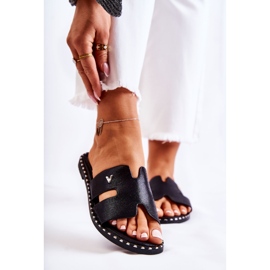 Vinceza Módní dámské pantofle s černým znakem Miquel černá 1