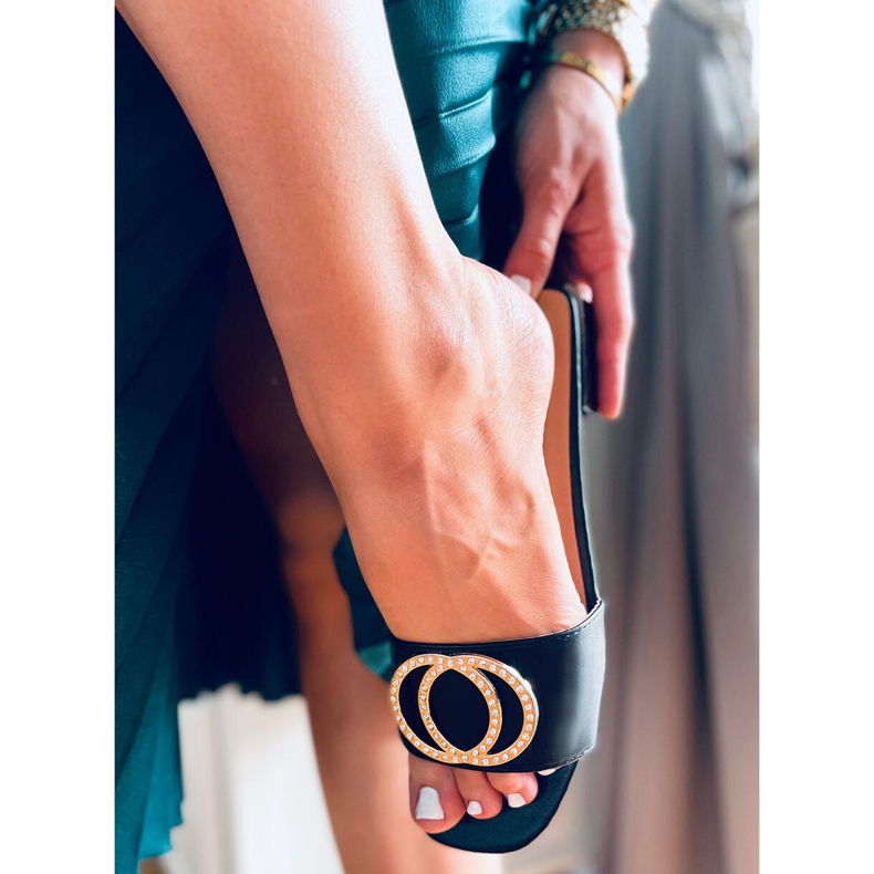 Dámské pantofle Allor Black černá 2